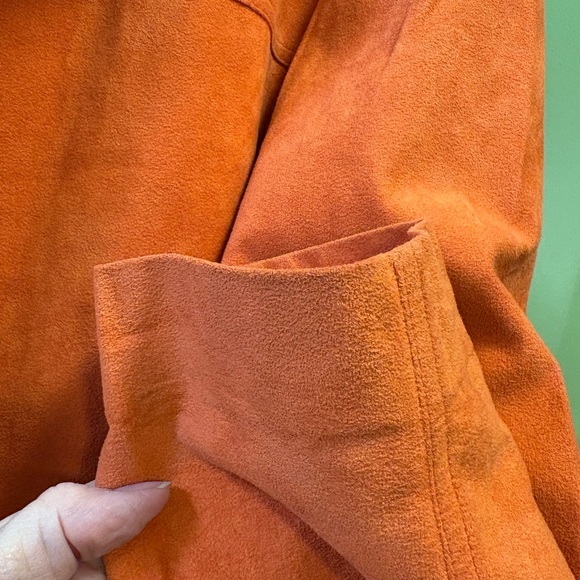 Vintage Saks fifth Avenue ultra suede coat - Picture 11 of 15
